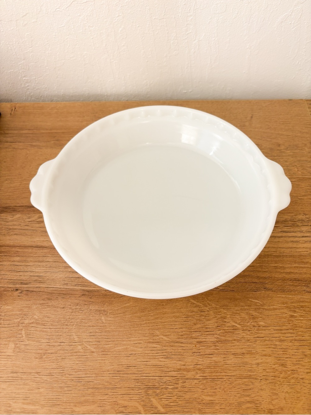 Vintage Pyrex Milk Glass Opal White Round Pie Baking Dish 8.5” with Side Handles